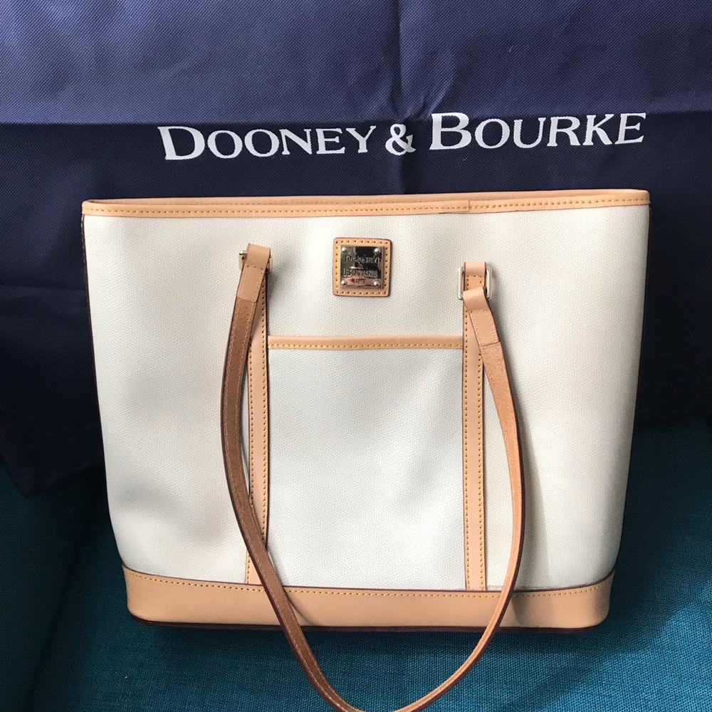 D&B Cynthia Tote